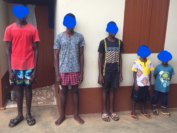 Togo Pédopornographie arrestation de quelques acteurs ; le sieur Eklou Yao, le cerveau de la bande activement recherché