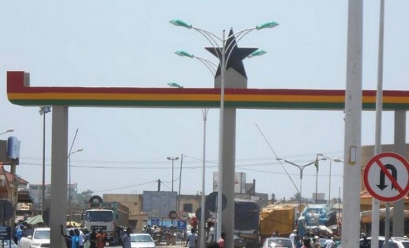 Ghana réouverture des frontières terrestre et maritime ce lundi ; les voyageurs vaccinés n'ont plus à présenter un test PCR
